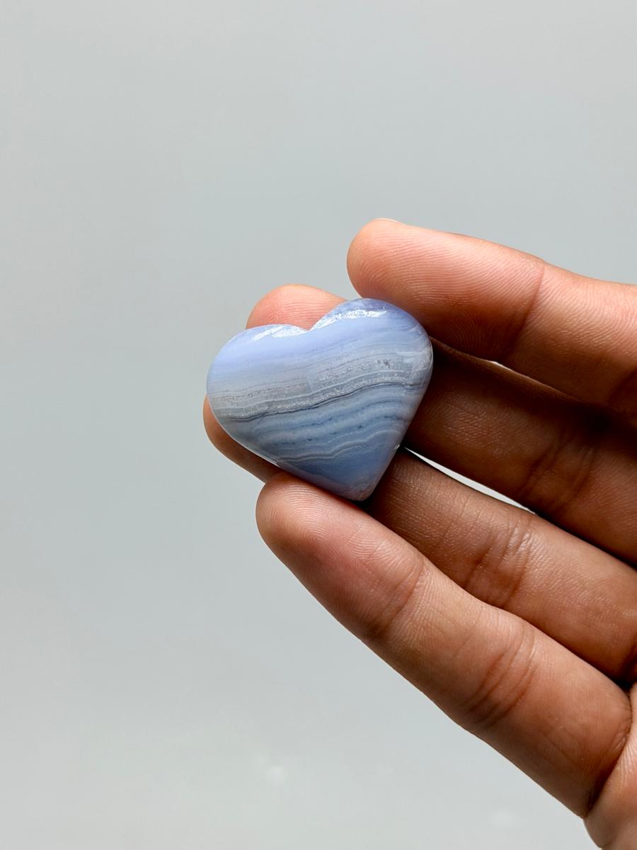 Blue Lace Agate Hearts (1 kg)