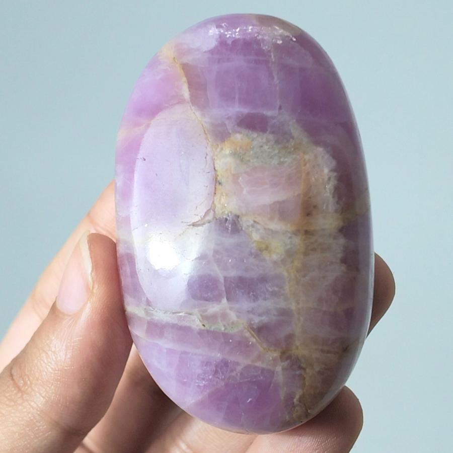 Kunzite Palmstone (1 kg)