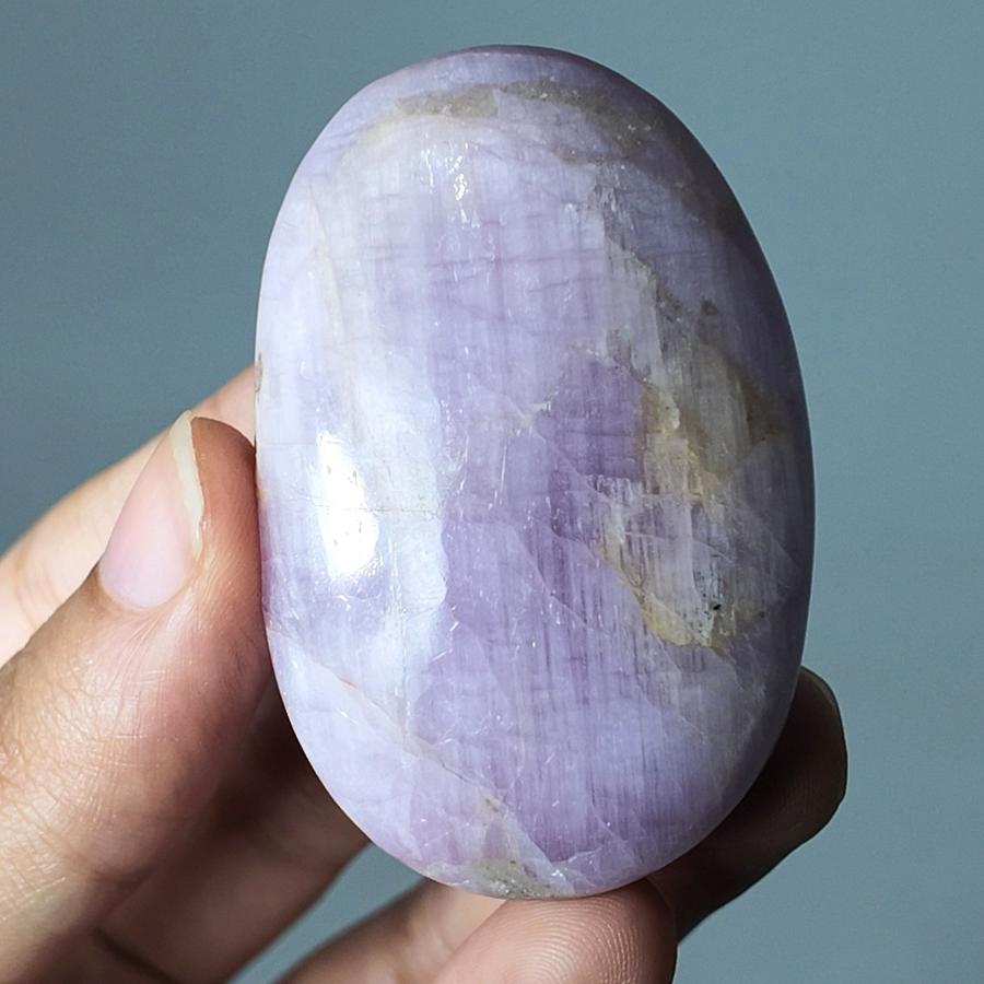 Kunzite Palmstone (1 kg)