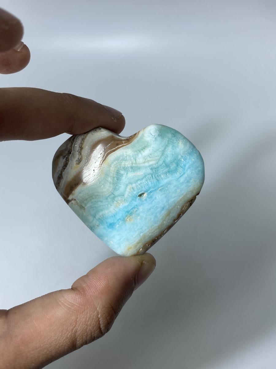 Caribbean Calcite Heart (1kg)