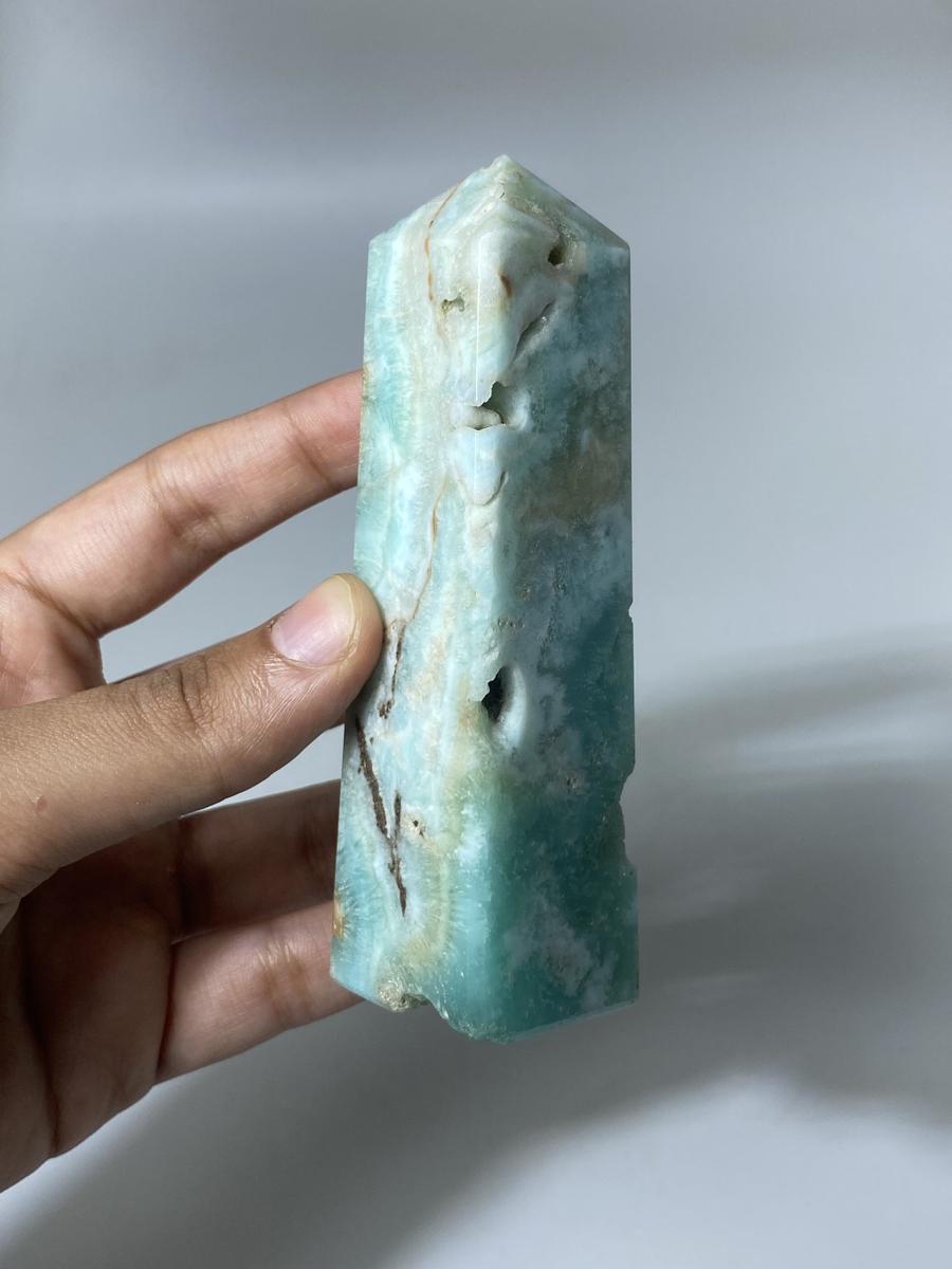 Caribbean Calcite Tower (1kg)