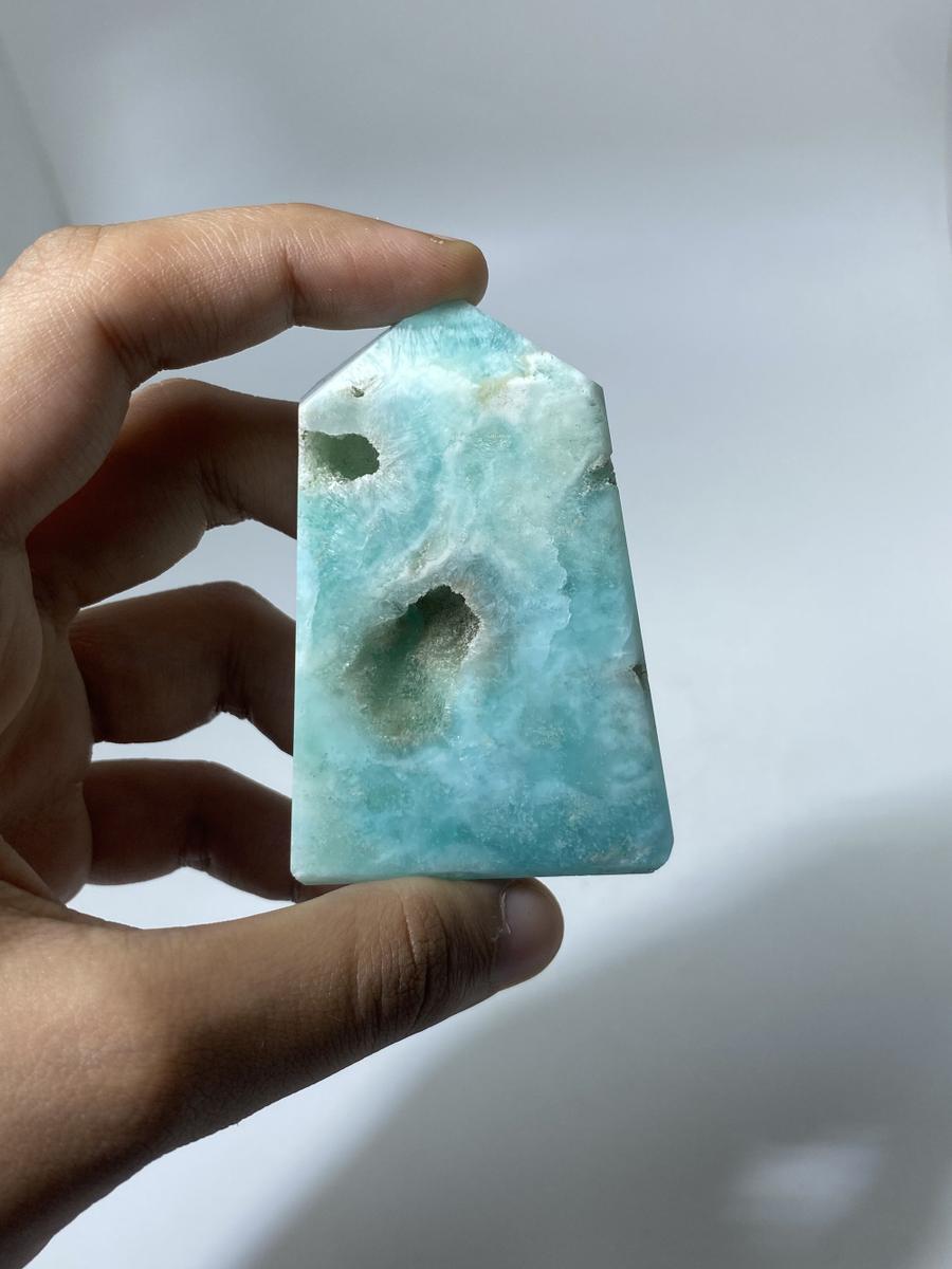 Caribbean Calcite Tower (1kg)