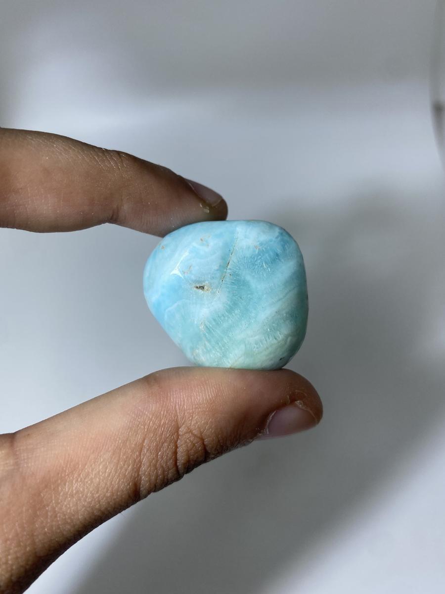 Caribbean Calcite Tumbles (1kg)