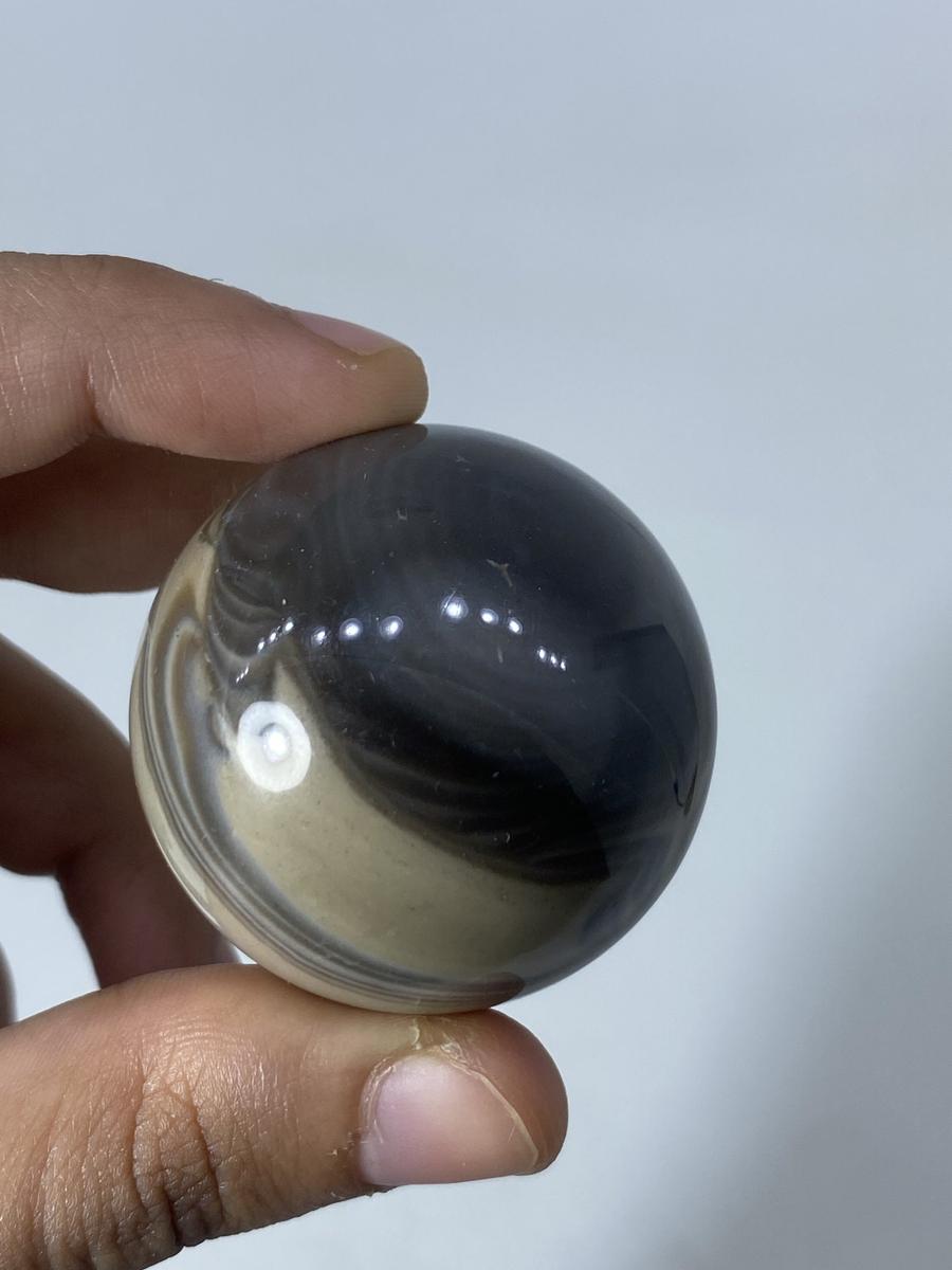 Flint Spheres (1kg)