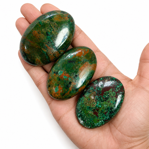 Australian Malachite Palmstone (1kg)